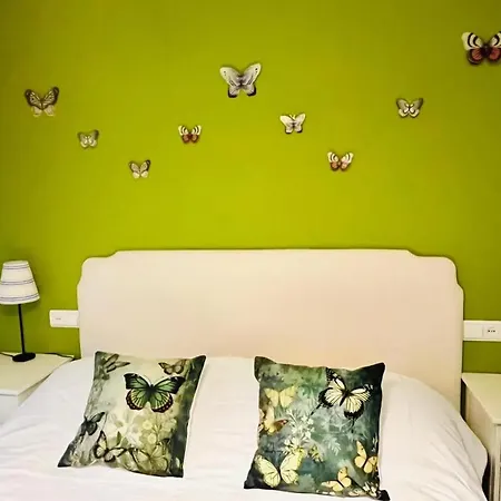 Casa de Férias Charming House In With Garden View Vinuesa